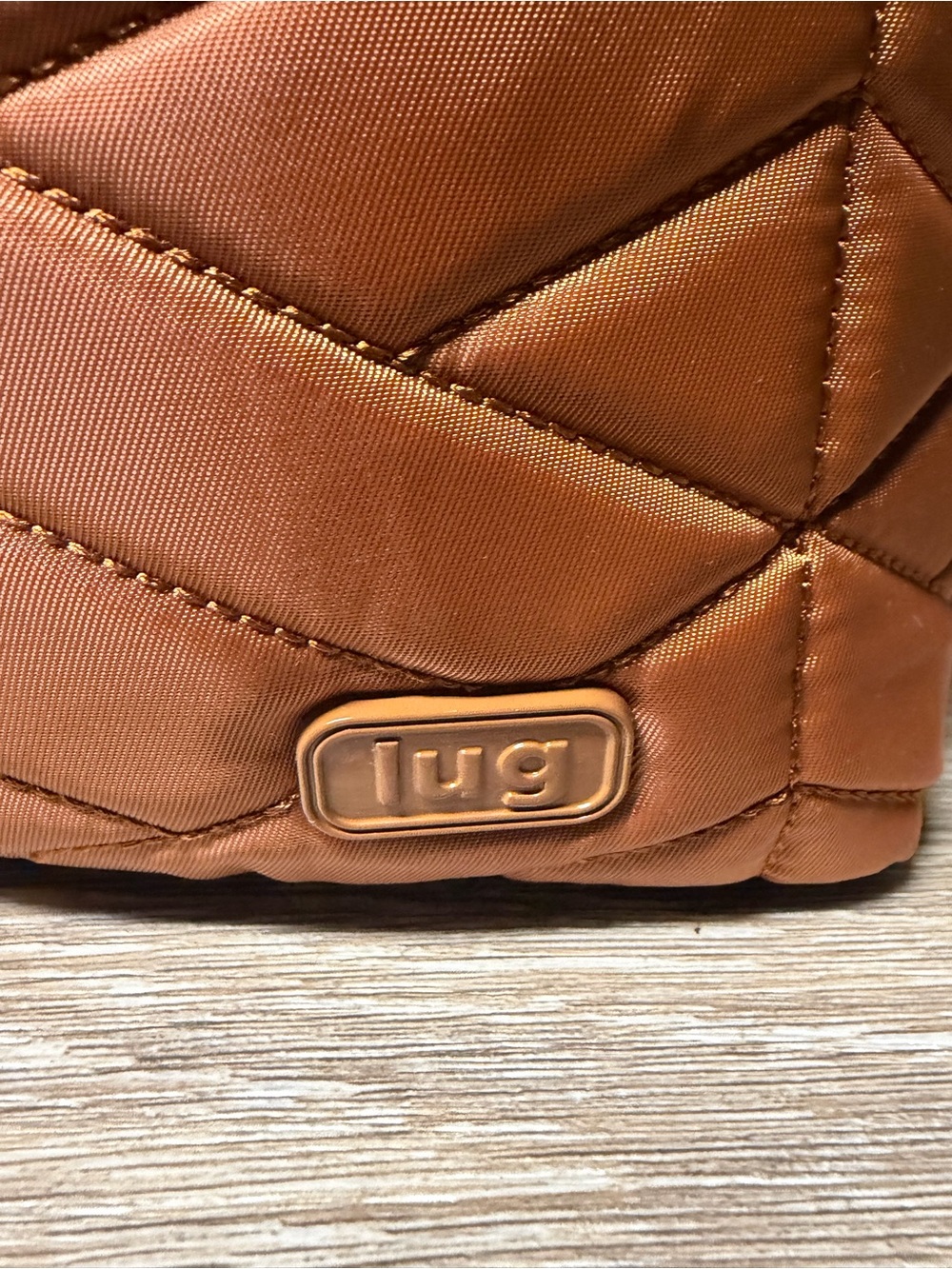 LUG flair Zip-Top Crossbody Bag in Rust with Floral Strap - Picture 7 of 7